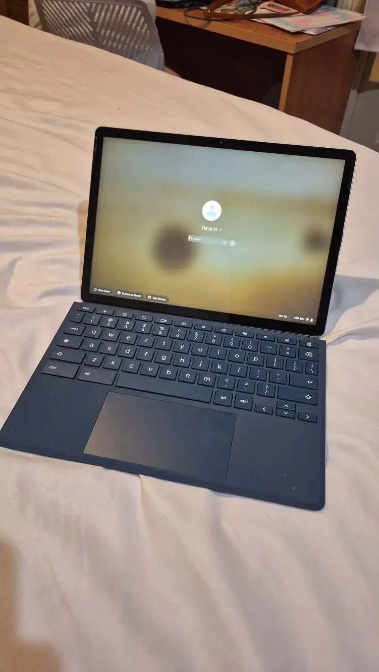 HP Chromebook x2 11-da0023dx, 11